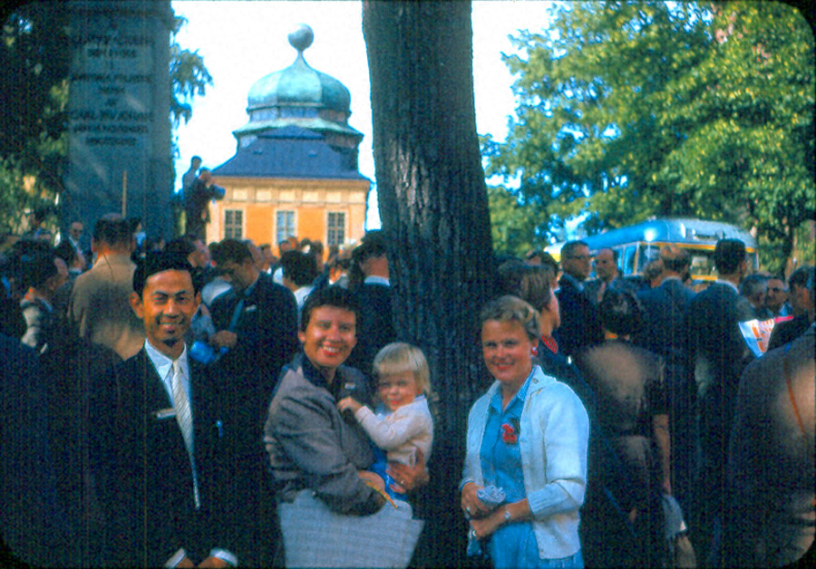 Box1 005 TetsuoIino EML Astin&MariWright 58